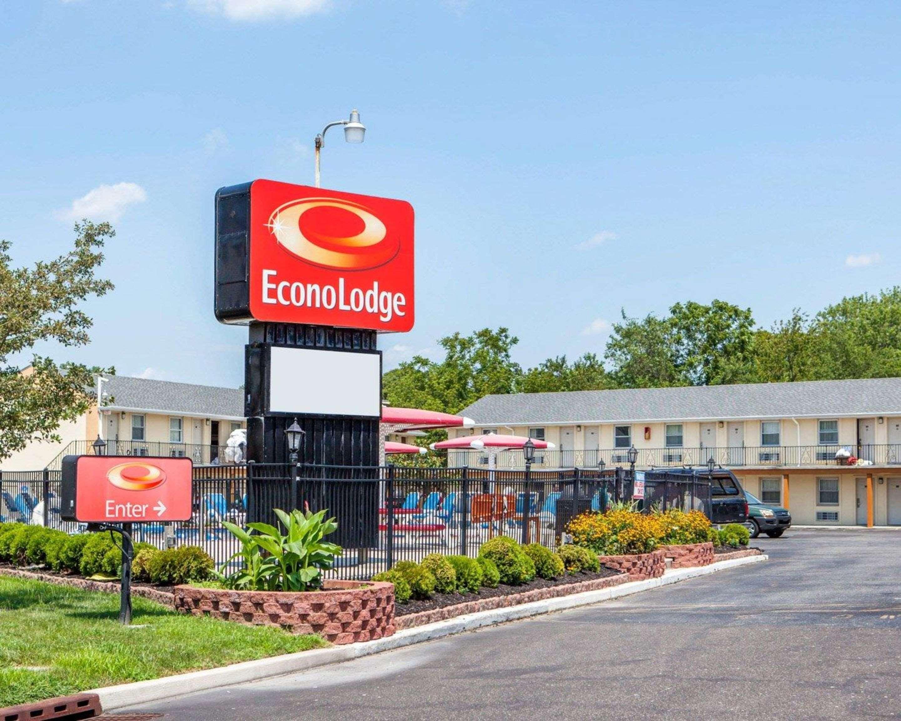 Econo Lodge Сомерс-Пойнт Экстерьер фото